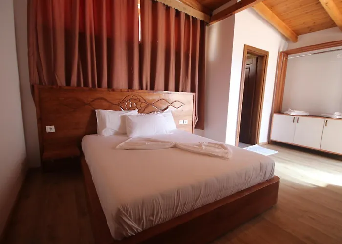 Mateus Hotell Himare