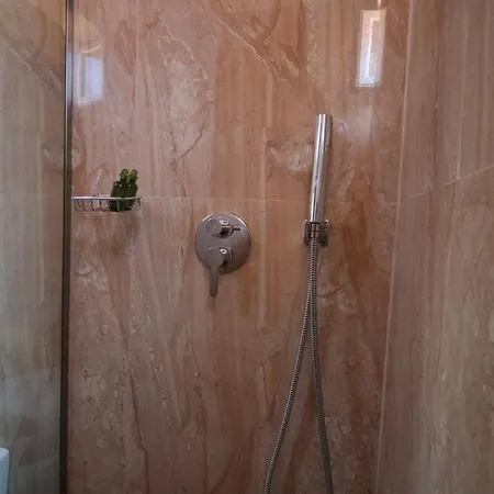 Szálloda Mateus Himara