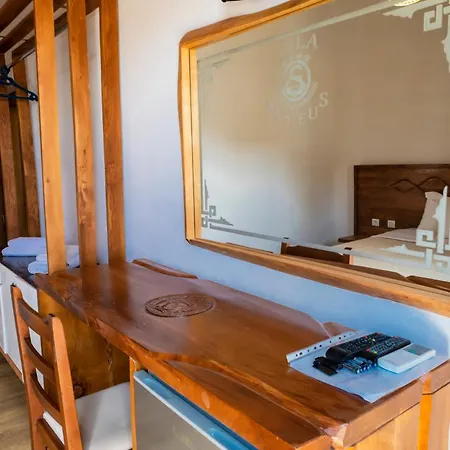 Mateus Szálloda Himara