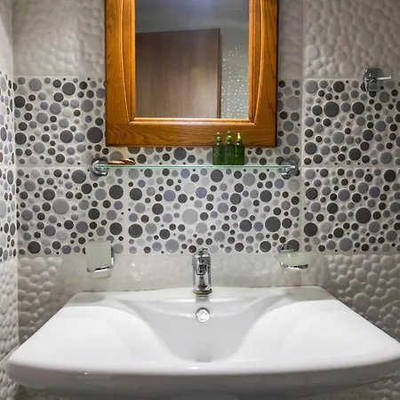 Mateus Hotel Himare